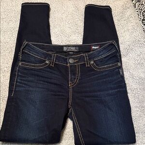 Silver Jeans Women's Skinny Dark Blue Jeans with Contrast Stitching